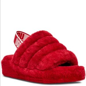 Red fluff yeah slides in a size 5 .